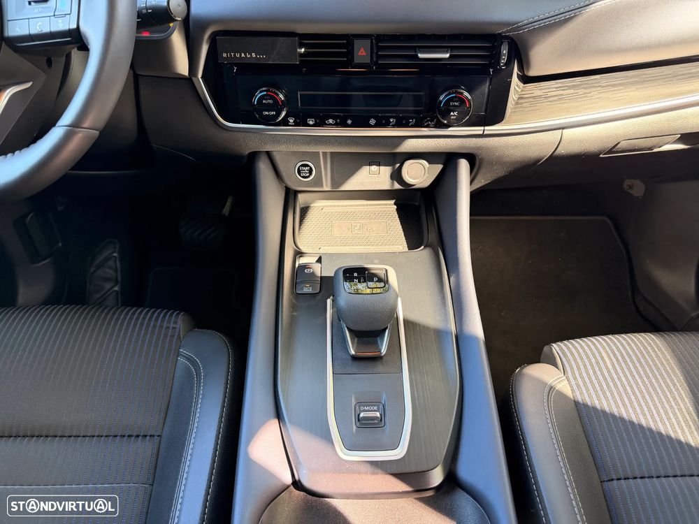 Nissan Qashqai 1.3 DIG-T Tekna Xtronic - 19