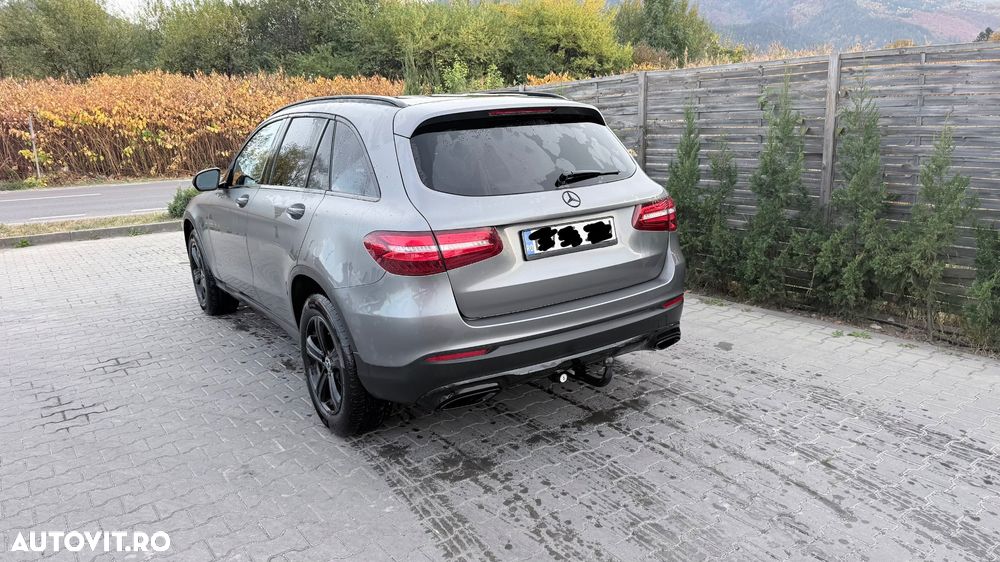 Mercedes-Benz GLC 300 4MATIC - 3