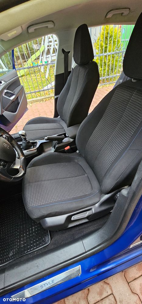 Peugeot 308 1.2 PureTech GPF Active S&S - 11