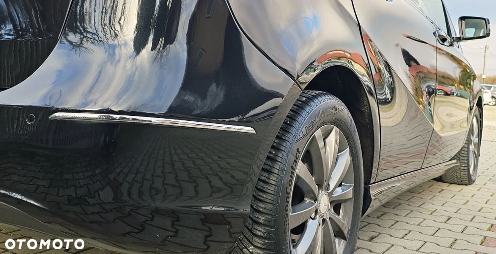 Mercedes-Benz Klasa B 180 d BlueEFFICIENCY Edition Style - 23