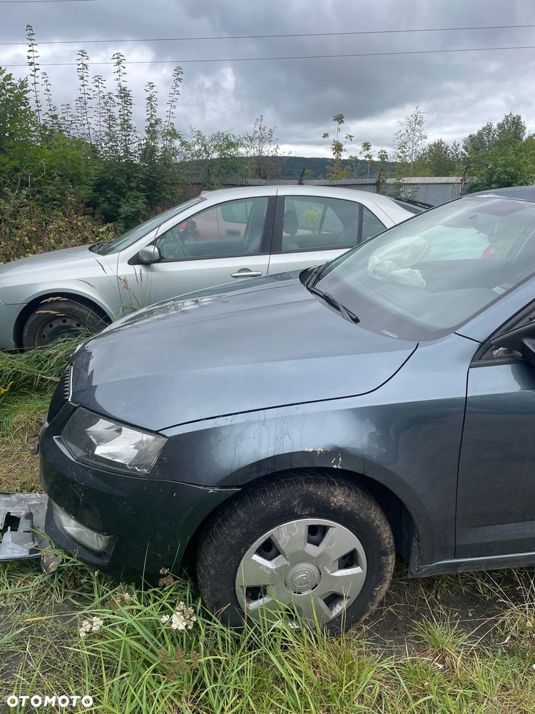 Skoda Octavia 1.6 TDI Active - 6