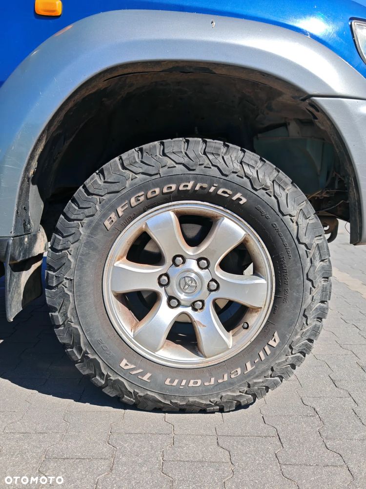Toyota Land Cruiser - 10