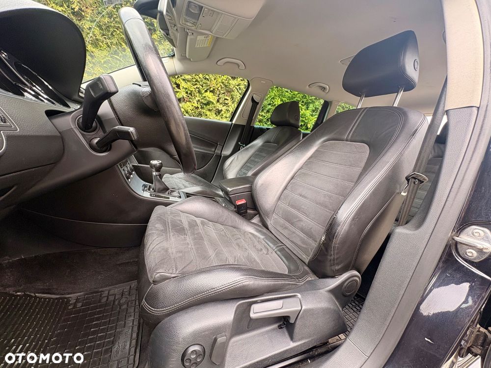Volkswagen Passat 2.0 FSI 4Mot Comfortline - 6