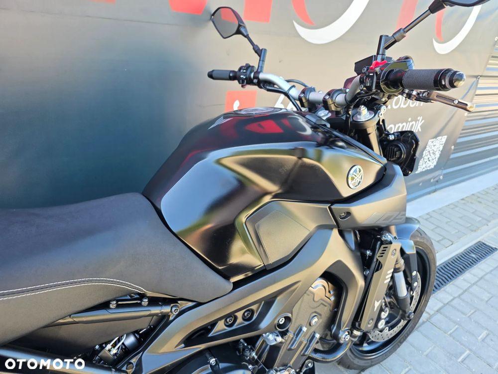 Yamaha MT - 28