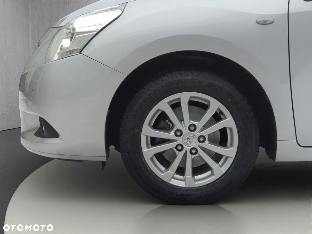 Toyota Verso 1.8 5-Sitzer Executive - 23