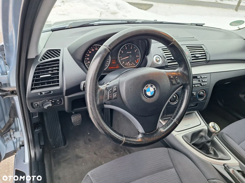 BMW Seria 1 - 17
