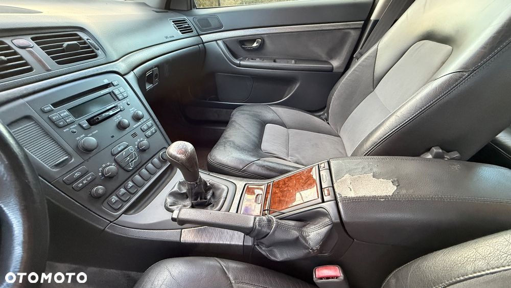 Volvo S80 2.9 - 23