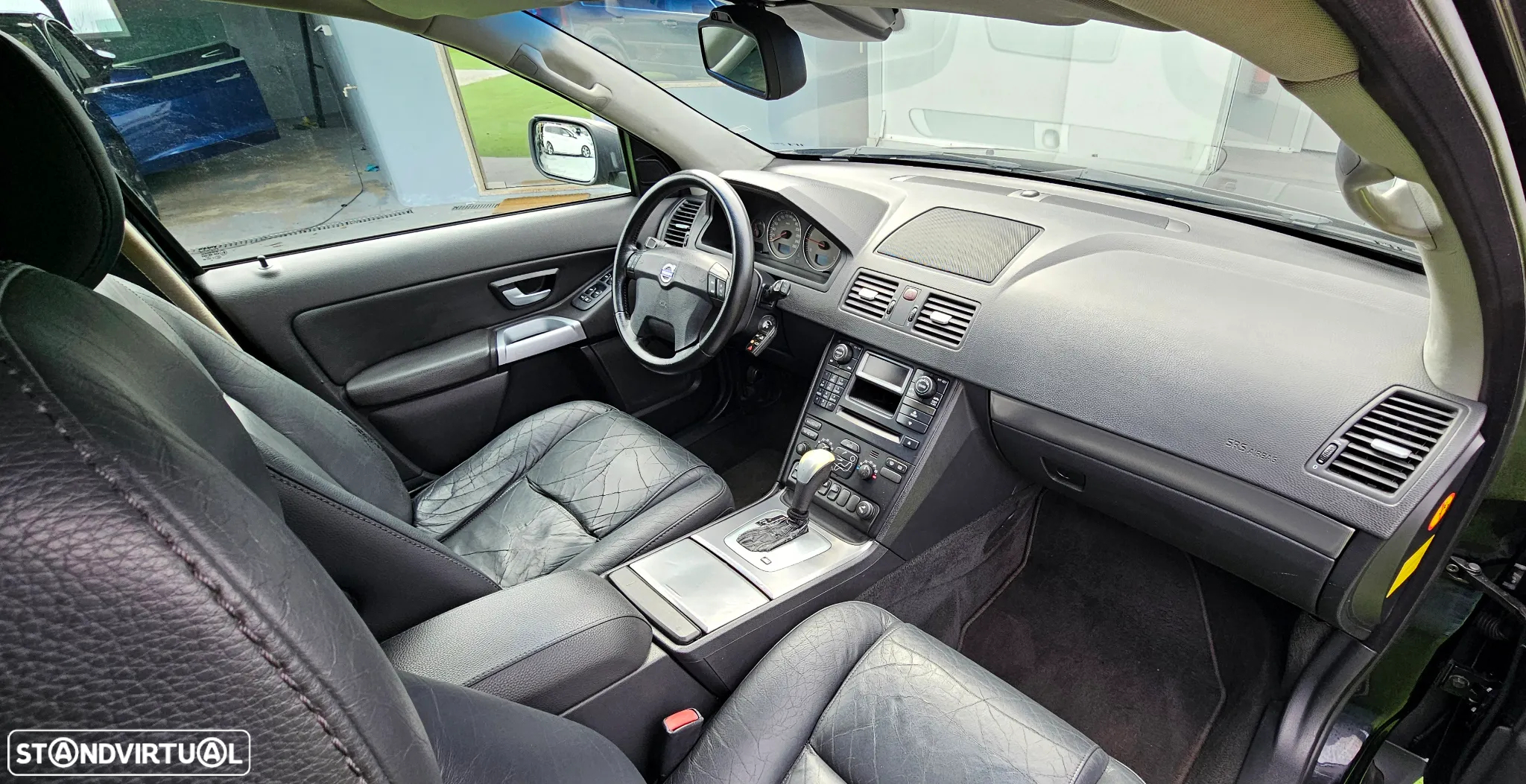 Volvo XC 90 2.4 D5 7L Executive - 25
