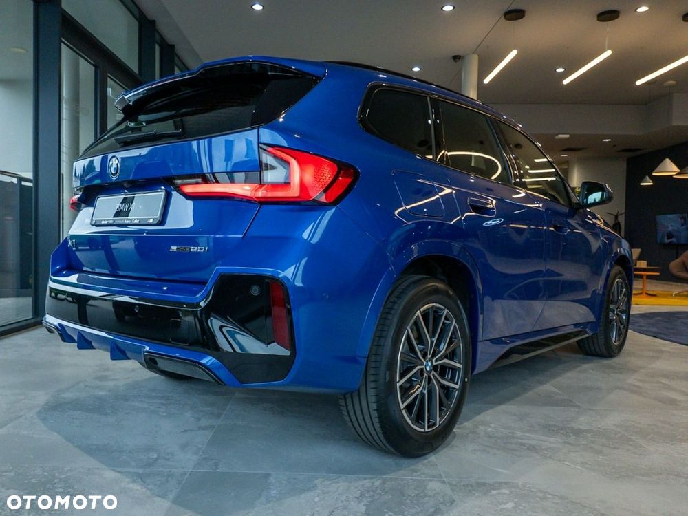 BMW X1 sDrive20i mHEV - 6