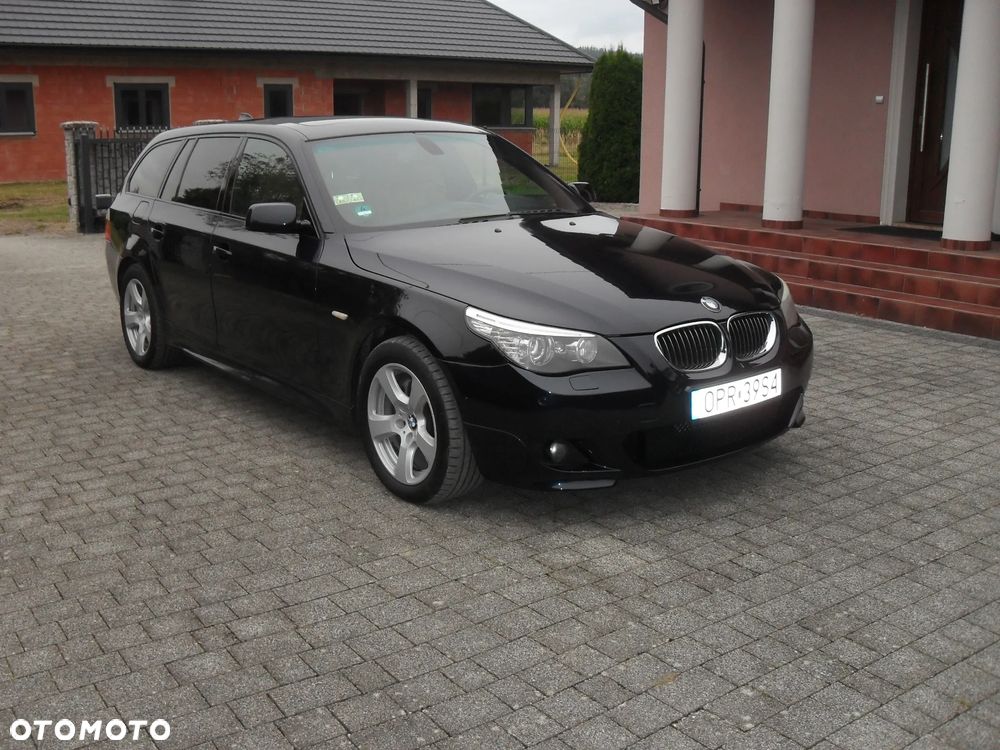 BMW Seria 5 530d xDrive Touring - 3