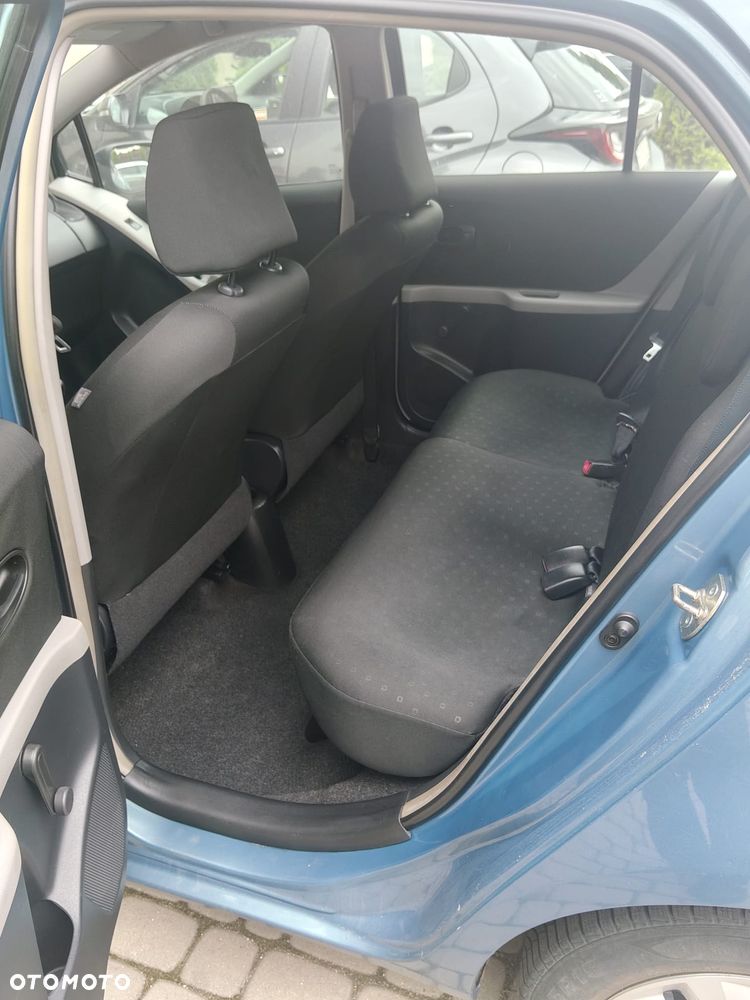 Toyota Yaris - 1