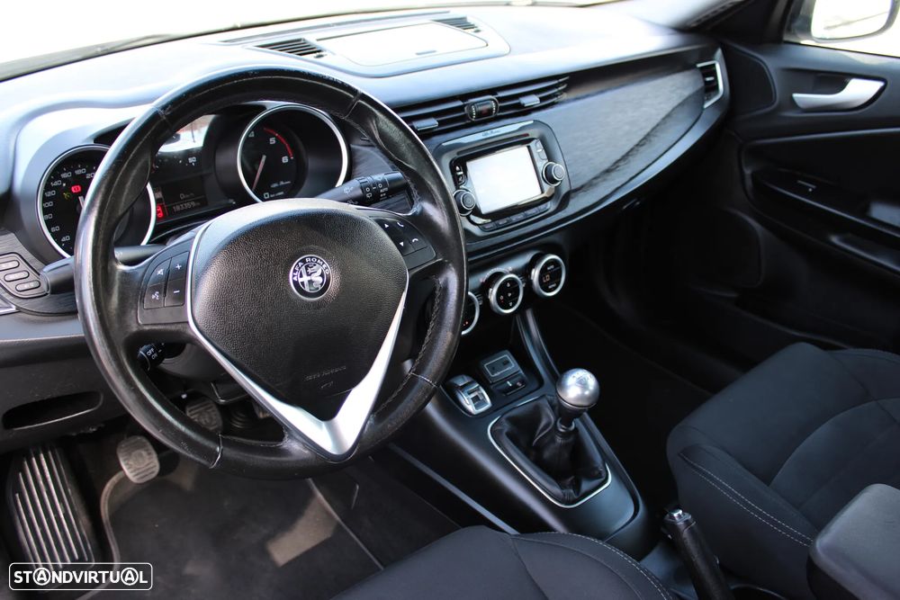 Alfa Romeo Giulietta - 15