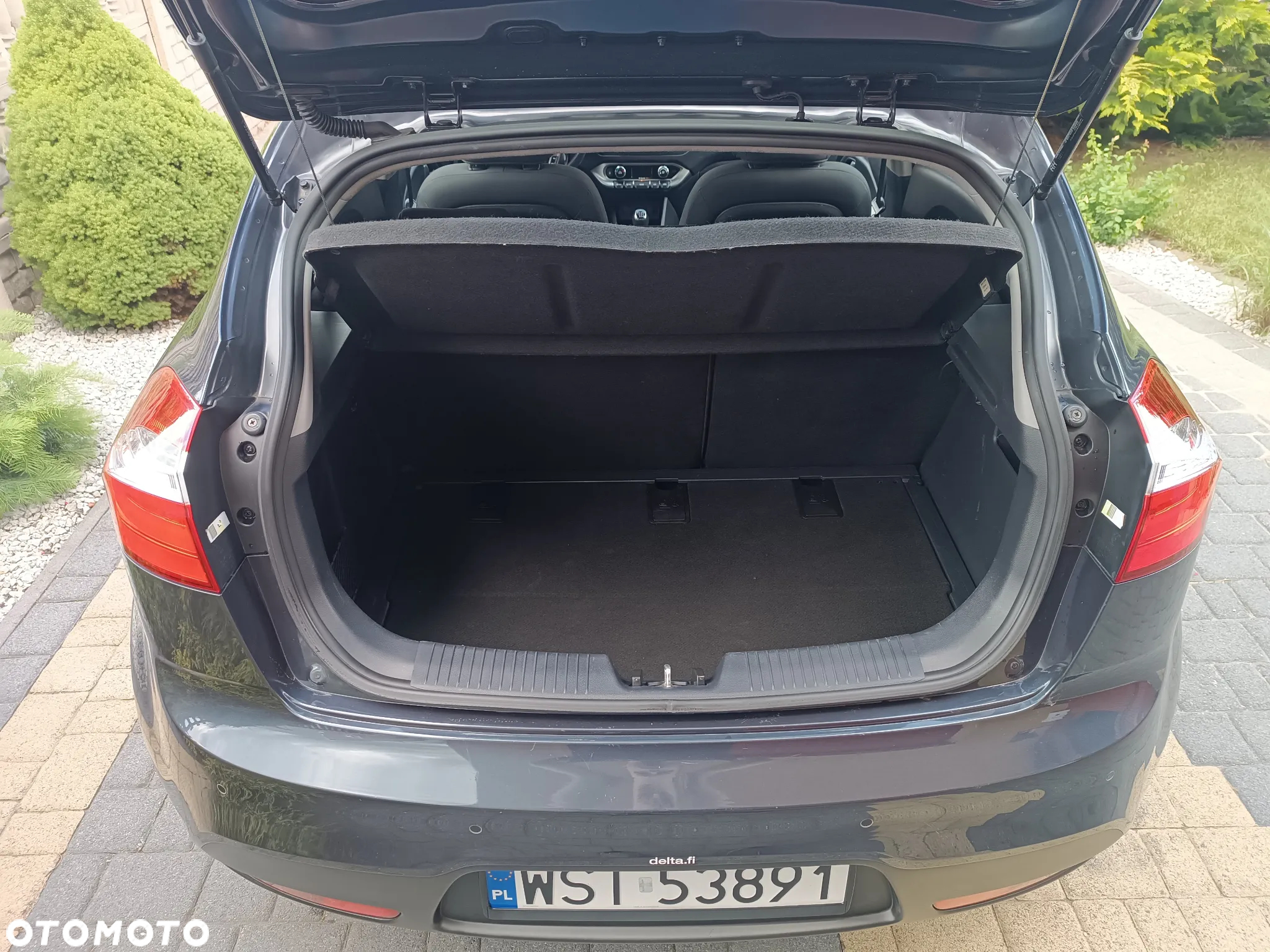 Kia Rio 1.4 L - 17