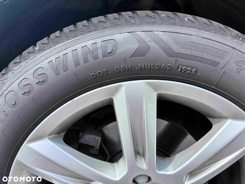 Volvo V90 D4 AWD Momentum - 20