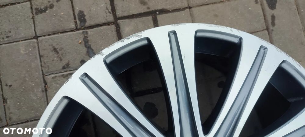 FELGI 5x112 8Jx19 CALI ET43 fi 66,6 2134010500 MERCEDES  W211 W212 W213 4 SZTUKI KOMPLET - 3