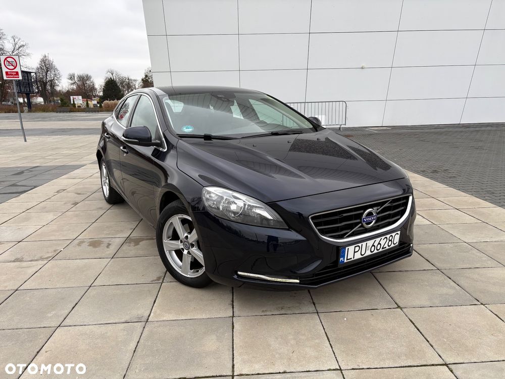 Volvo V40 D2 Summum - 11