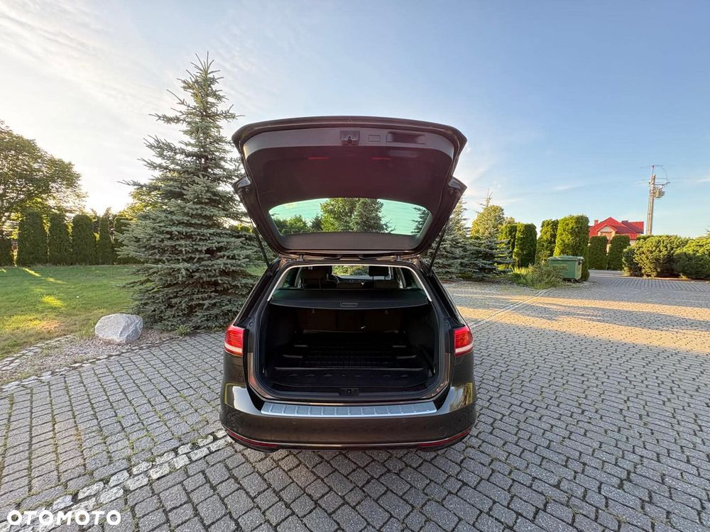 Volkswagen Passat 2.0 TDI BMT Comfortline DSG - 15