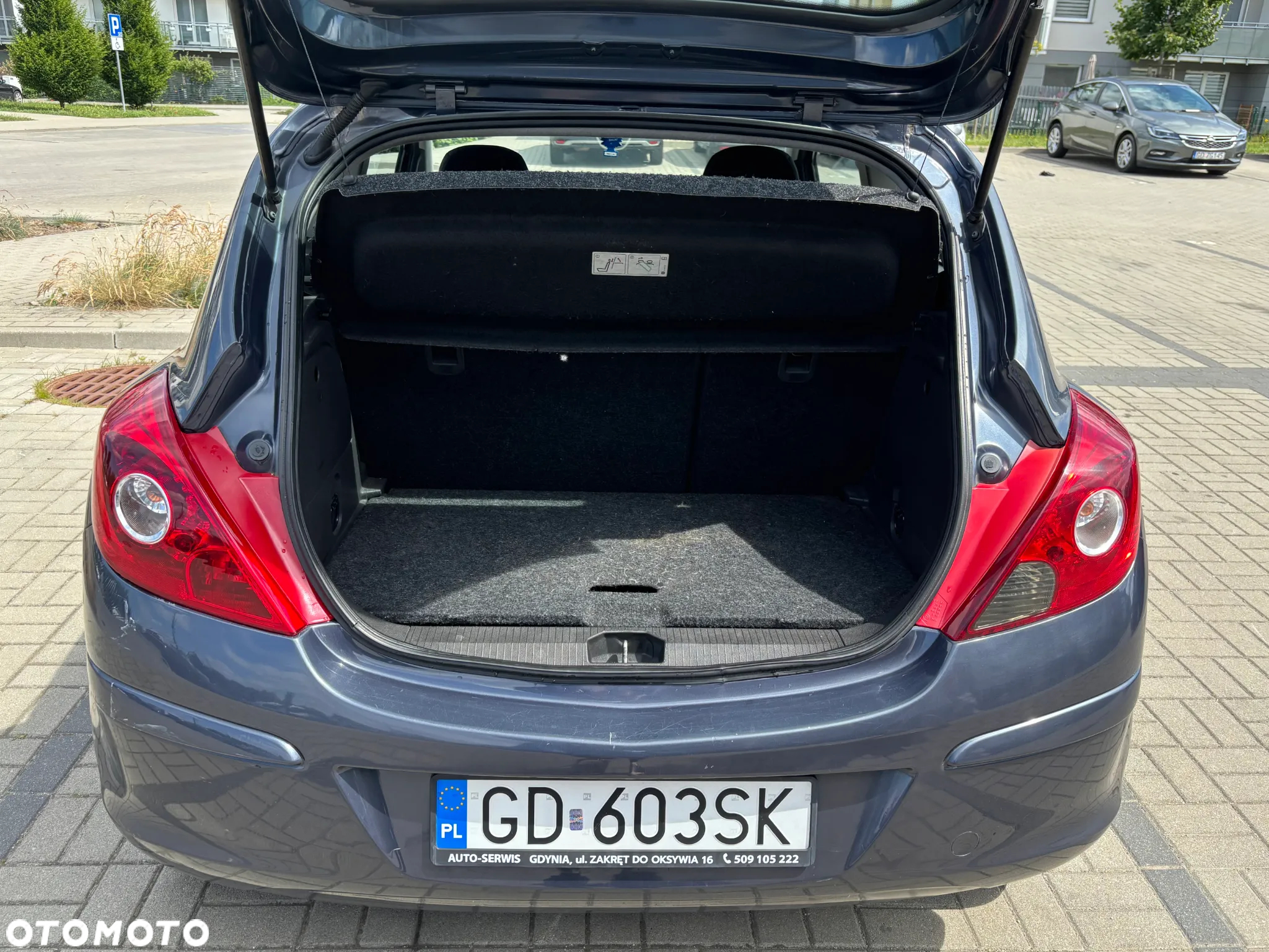 Opel Corsa 1.2 16V Enjoy - 7