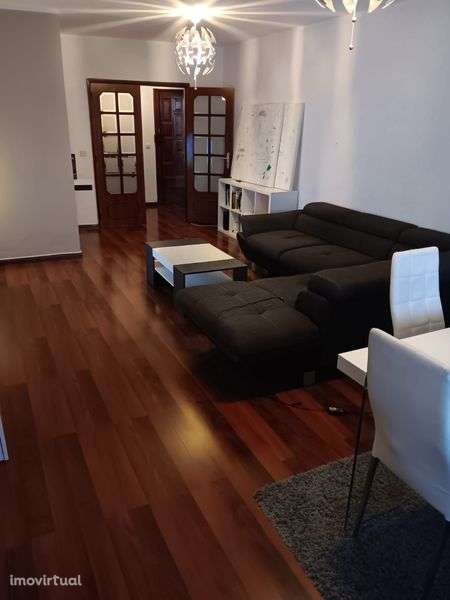 T2 – Vilar do Paraíso | Vila Nova de Gaia
Arrenda-se apartamento T2 co - Grande imagem: 3/5