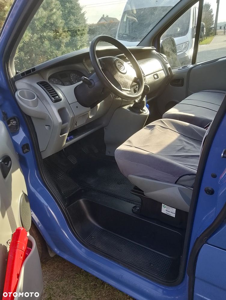 Opel Vivaro - 6