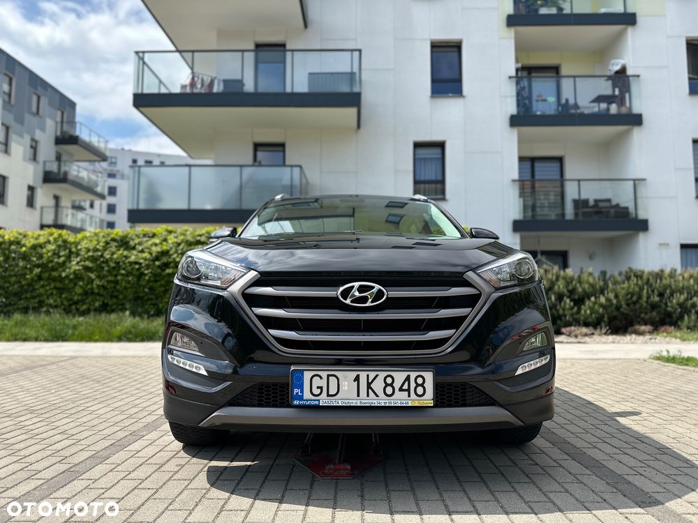 Hyundai Tucson 1.6 GDI BlueDrive GO 2WD - 12