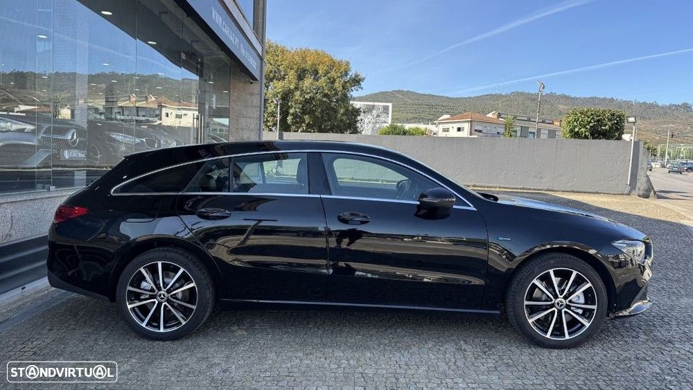 Mercedes-Benz CLA 250 e Shooting Brake Progressive - 4