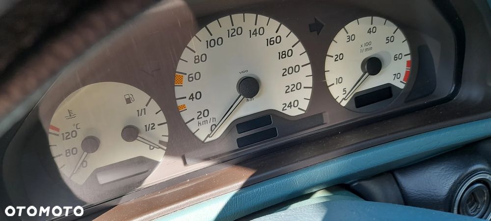 ZDERZAK TYLNY MERCEDES CLK W208 - 9