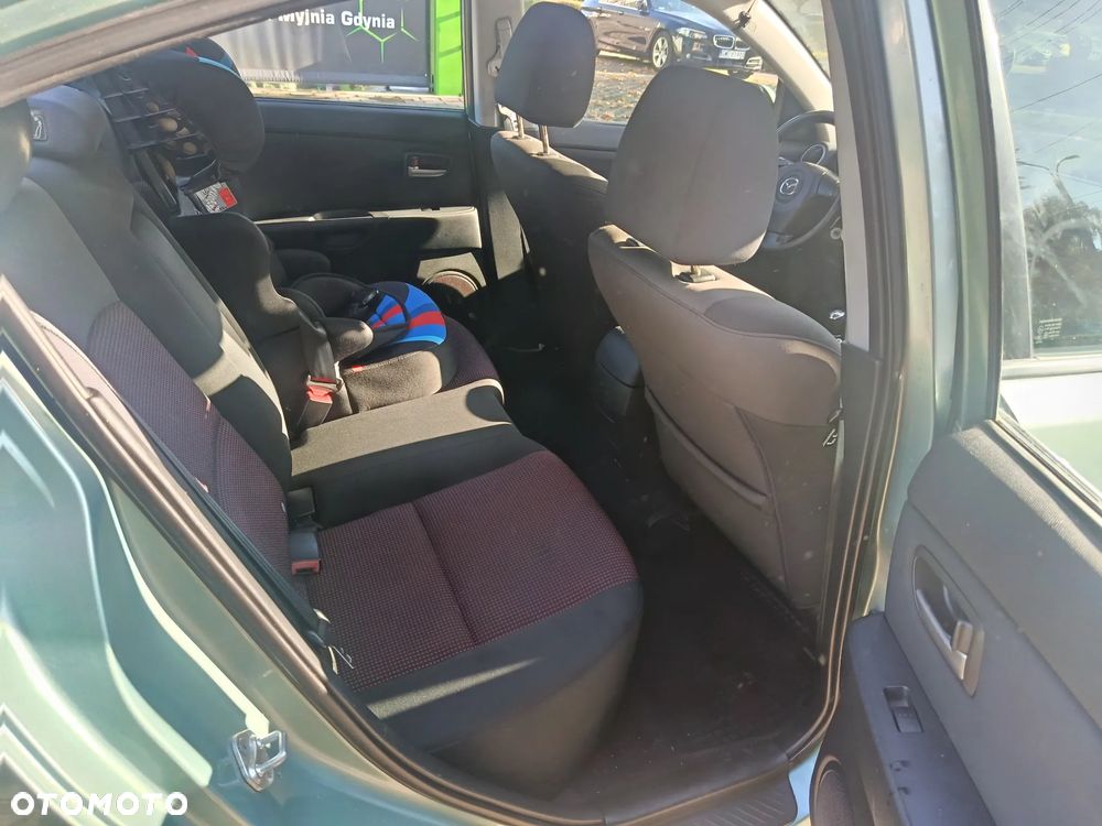Mazda 3 - 8