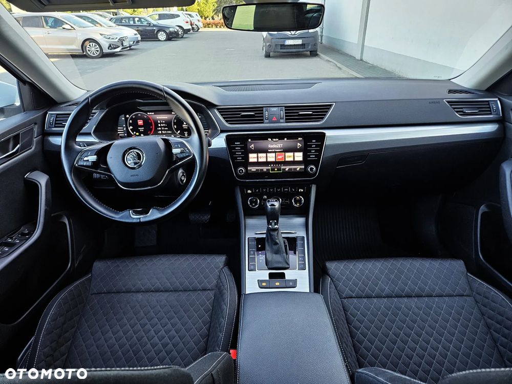Skoda Superb 2.0 TDI SCR Style DSG - 5