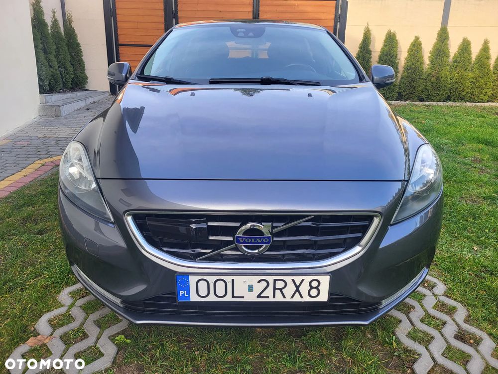 Volvo V40 D4 Momentum - 3