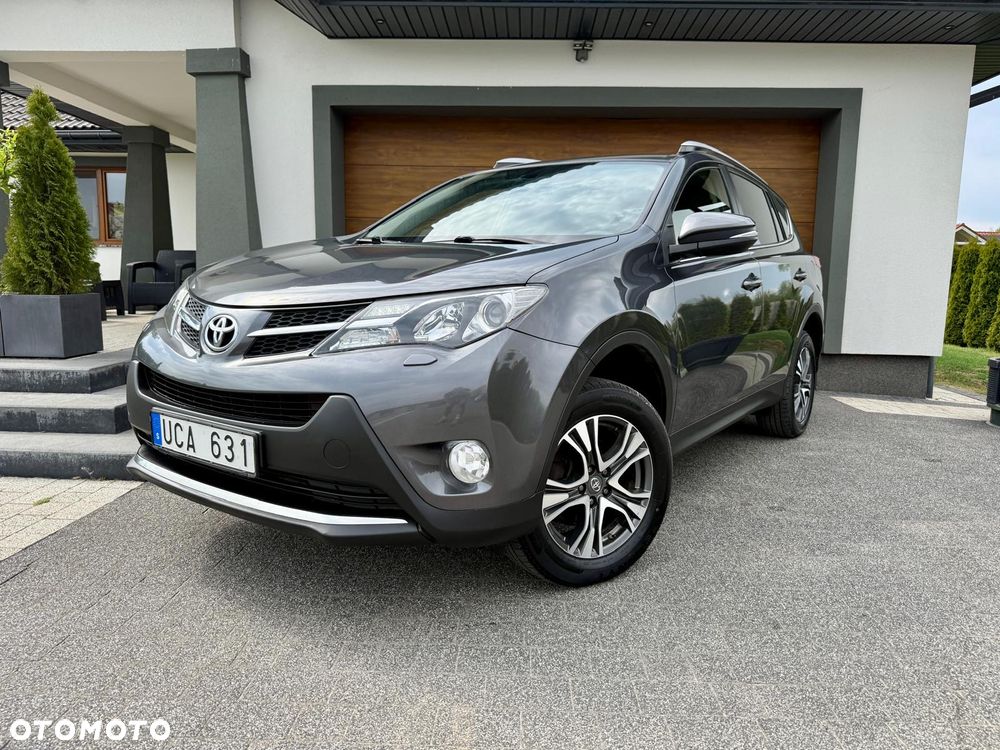 Toyota RAV4 - 1