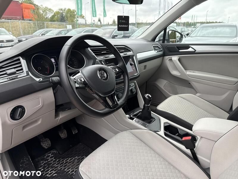 Volkswagen Tiguan 2.0 TDI BMT SCR Comfortline - 10