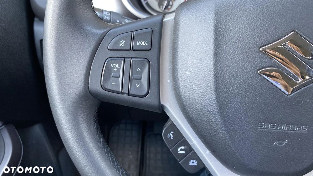 Suzuki Vitara 1.4 Boosterjet SHVS Premium 4WD - 18