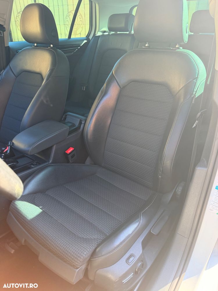Volkswagen Golf 1.4 TSI BMT Highline - 14