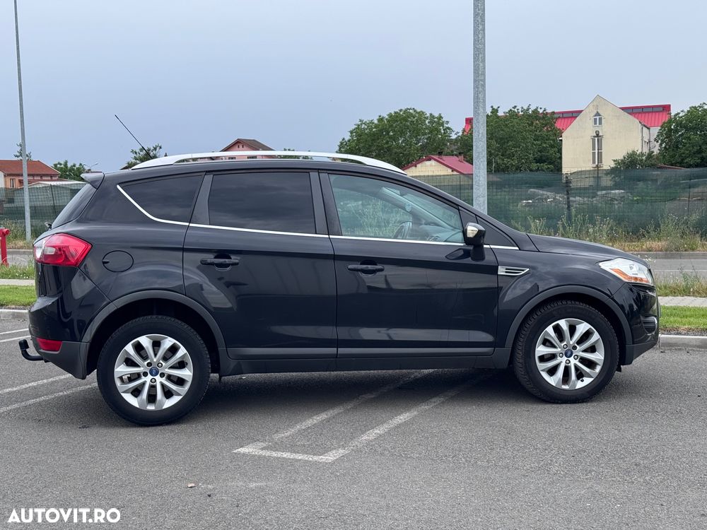 Ford Kuga 2.0 TDCi 4x4 Aut. Titanium - 9