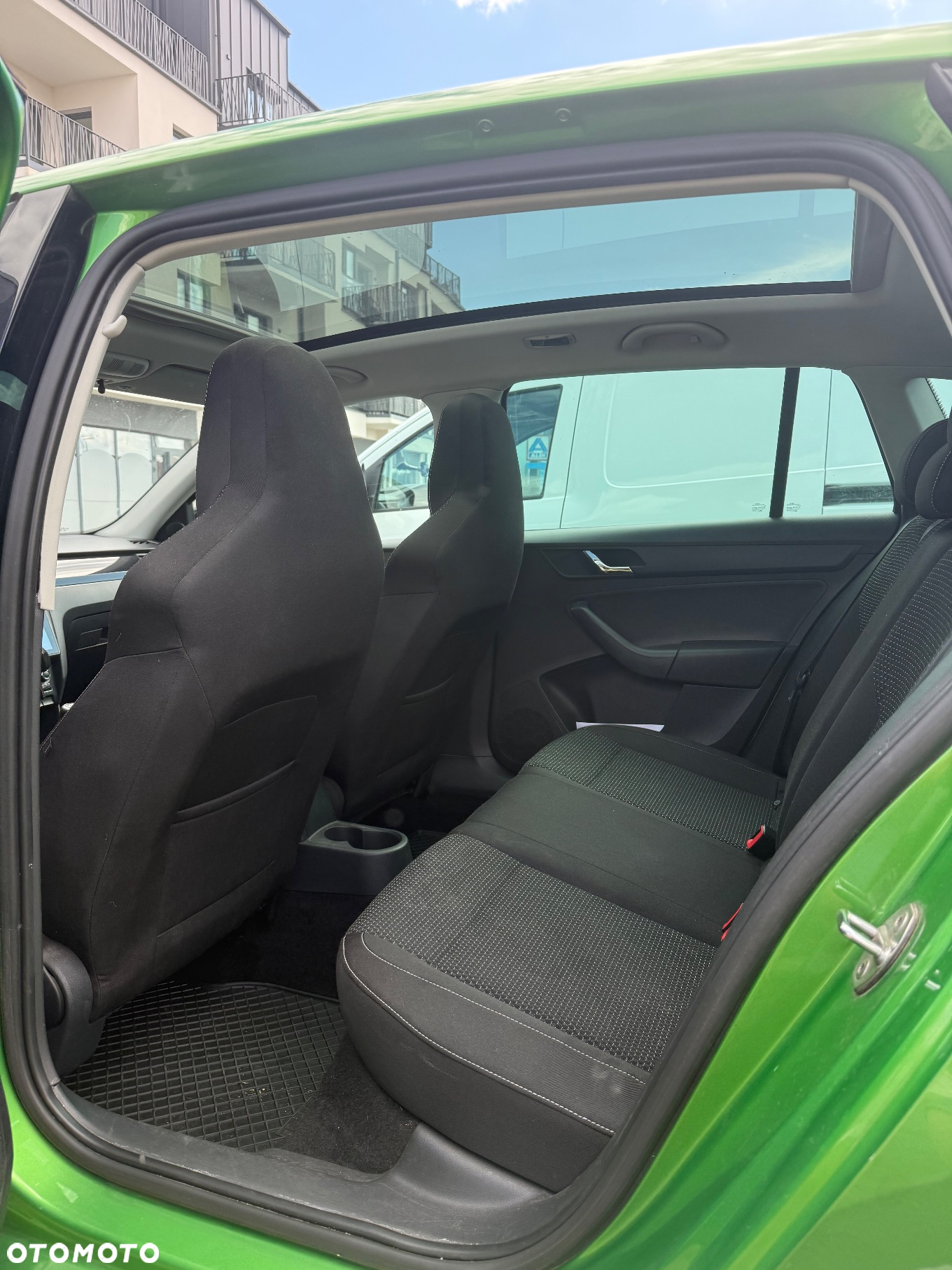 Skoda RAPID - 8