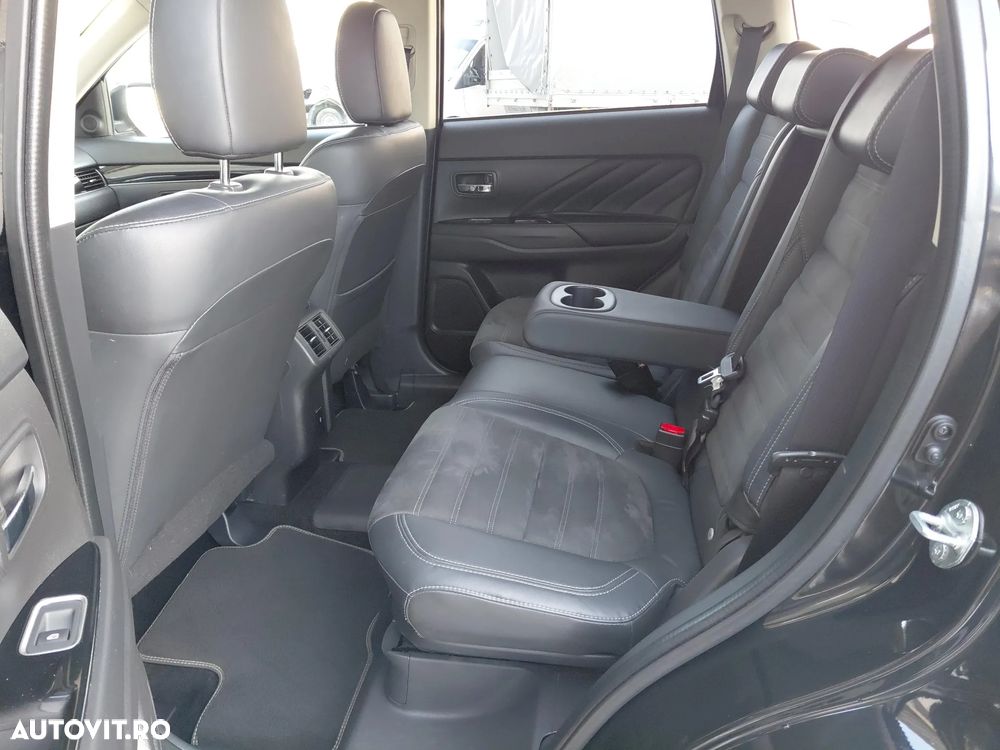 Mitsubishi Outlander 2.4 4WD Spirit - 13