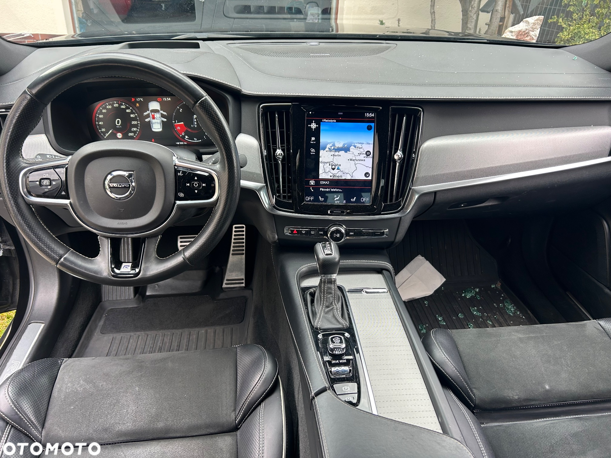 Volvo S90 D5 SCR AWD R-Design - 36