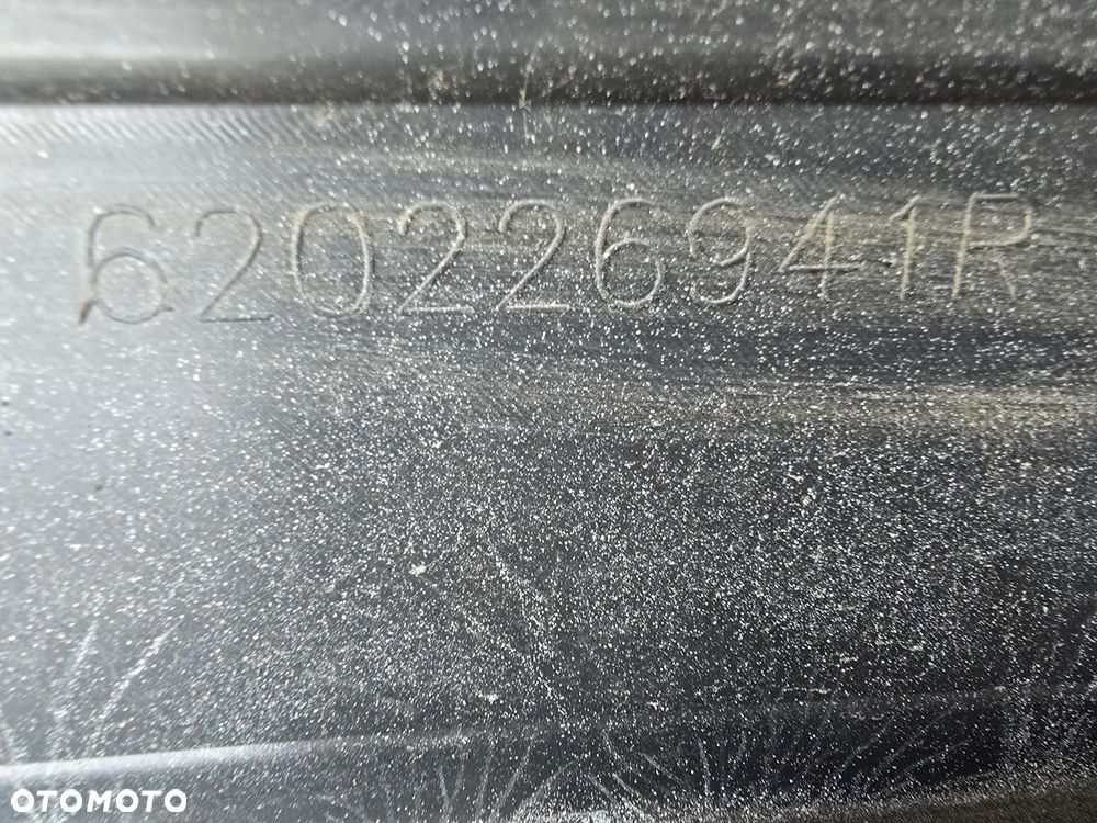 Renault trafic IV zderzak przód ładny oryginał 6 pdc - 7