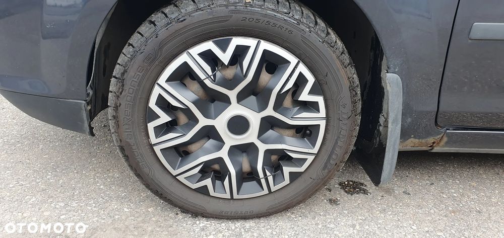 Ford Focus - 8