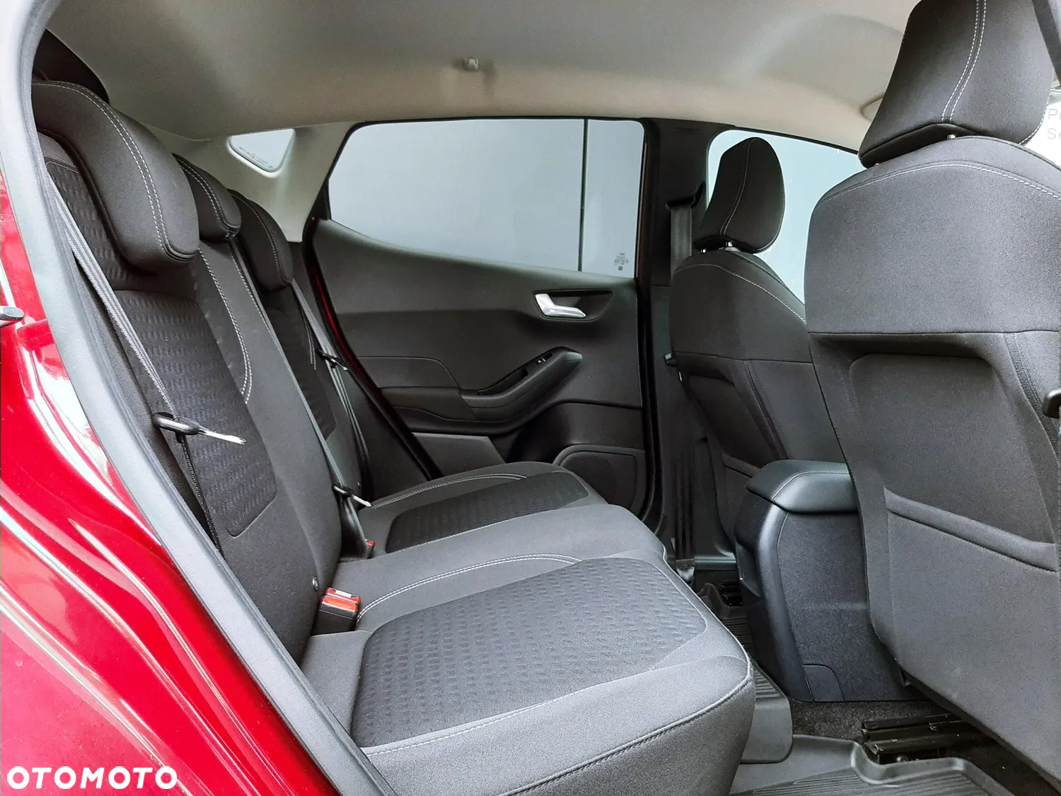 Ford Fiesta 1.0 EcoBoost Titanium ASS - 29