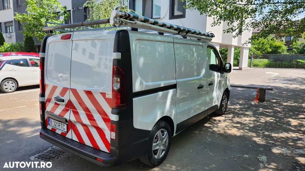 Renault Trafic - 9