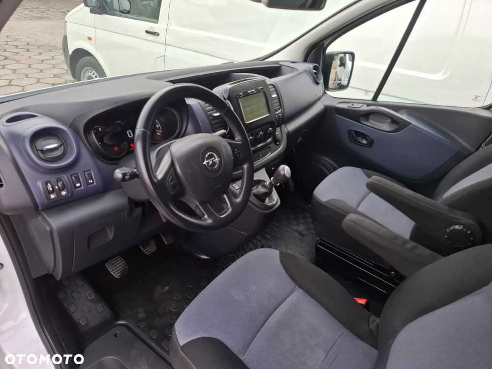 Opel Vivaro 2016 Long dubel kabina brygadówka klima Faktura VAT 23% - 16