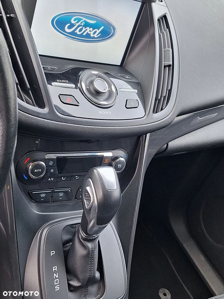 Ford Kuga 1.5 EcoBoost 4x4 Titanium - 13