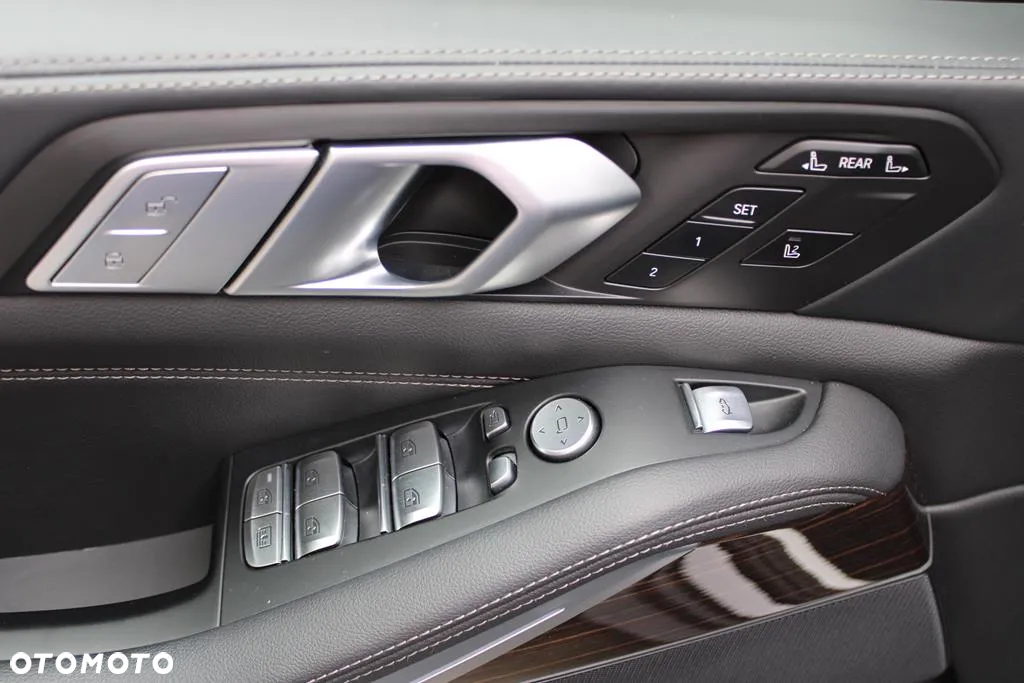 BMW X7 xDrive40d mHEV - 15