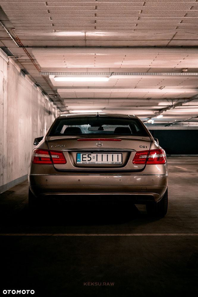 Mercedes-Benz Klasa E 250 CGI BlueEffICIENCY - 3