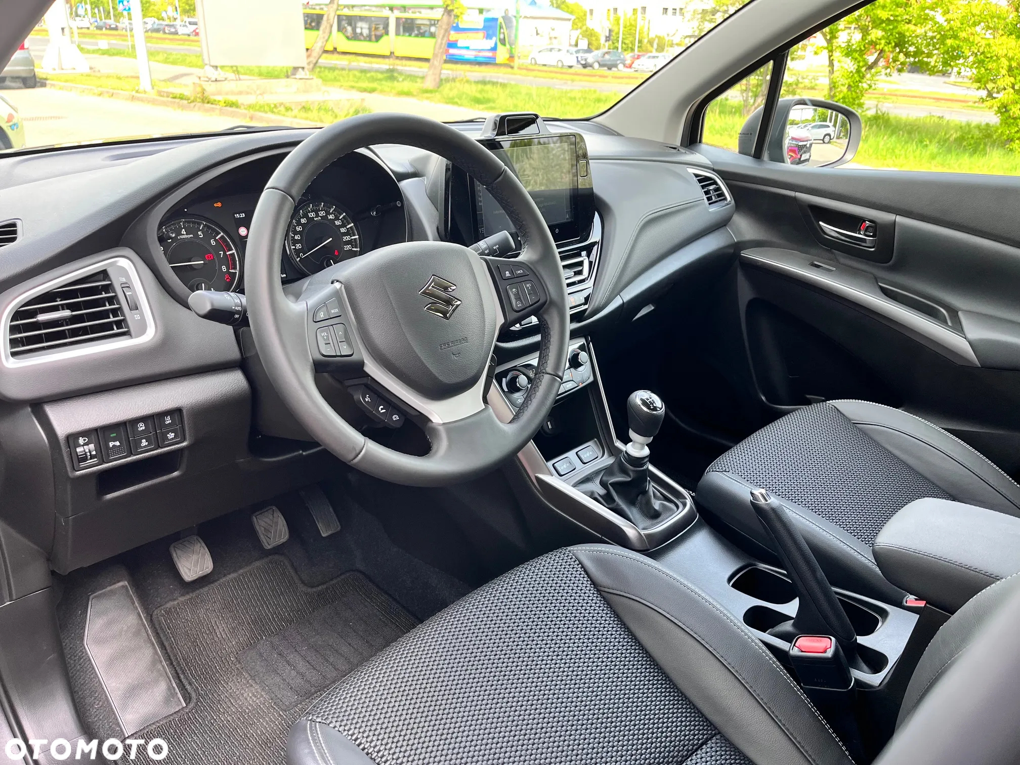 Suzuki SX4 S-Cross 1.4 SHVS Elegance SP - 17