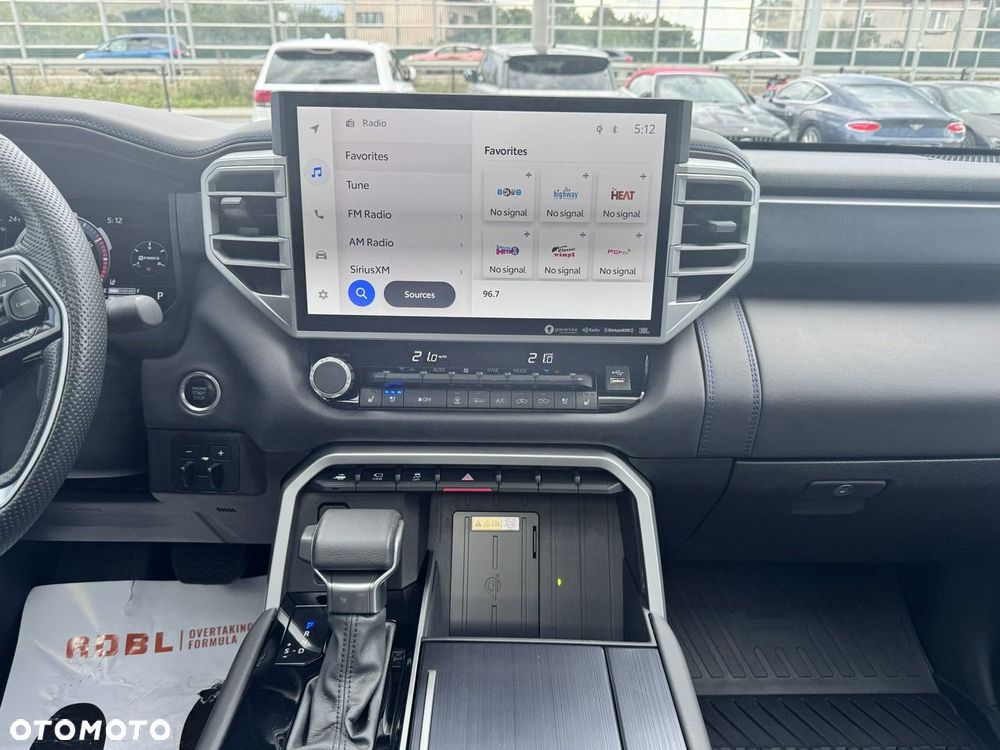 Toyota Tundra - 24