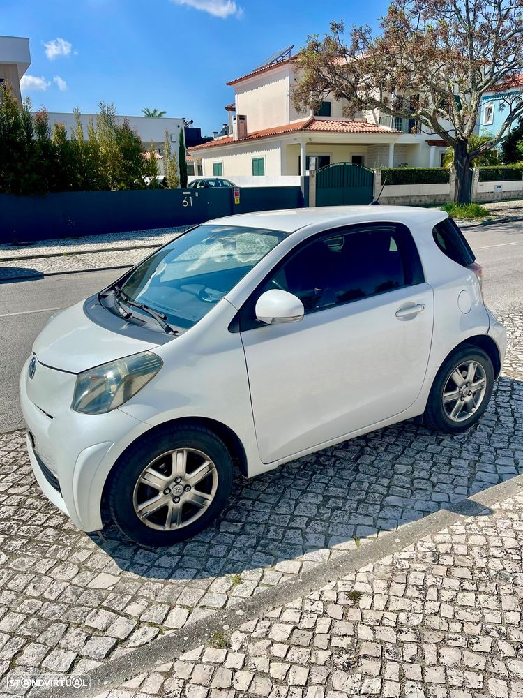 Toyota iQ 1.4 D-4D - 4