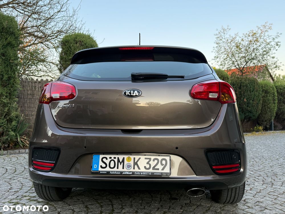 Kia Ceed 1.4 CVVT Dream Team Edition - 9